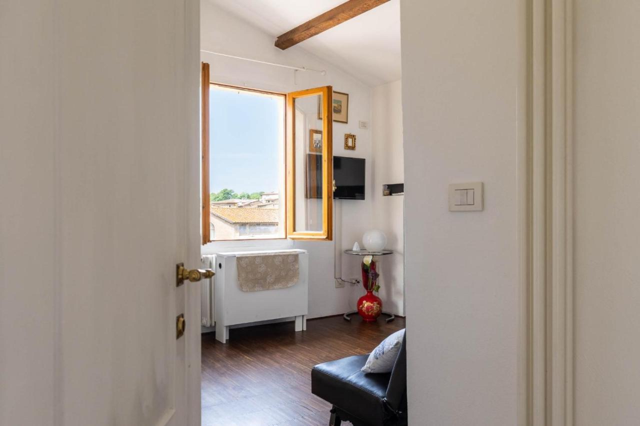 Panoramic Lovely Time Apartment Сиена Екстериор снимка